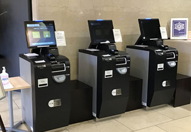 画像:自動精算機