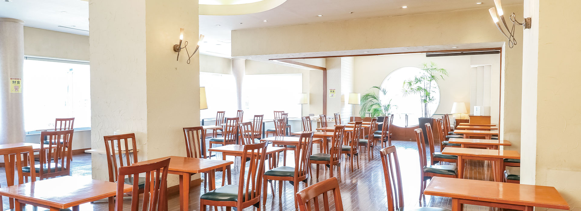 レストラン「KEYAKI」で